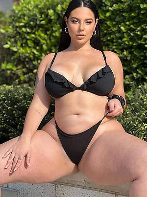 Australian old woman summer bikini