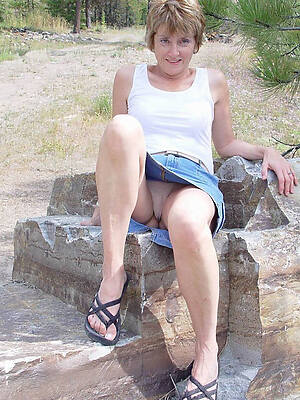 Australian hot milfs mature women upskirt