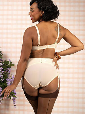 mature nude vintage porn