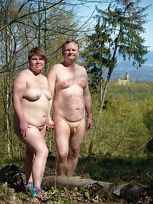 mature nude couples outdoor