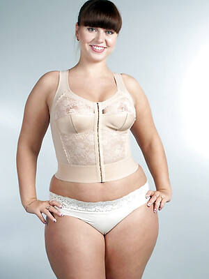 curvy natural mature naked pron hd