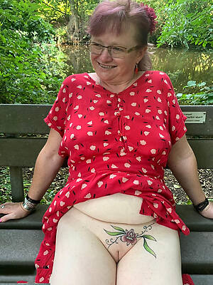 granny over 60 upskirt pics