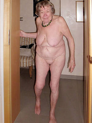 Australian mature over 60 years superannuated nude women pictures