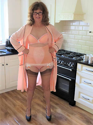 british mature nude housewives in stockings