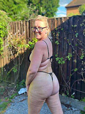 mature beauties with sexy ass outside