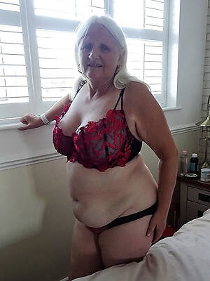 very old granny erotic photo