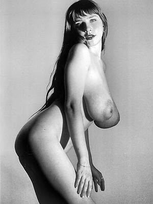 vintage mature nude women with big tits